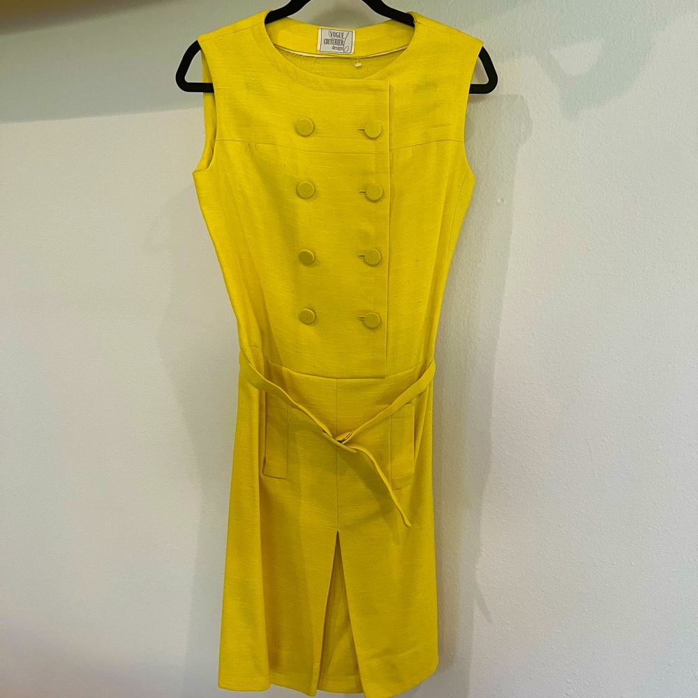 Vintage 1950-1960 mod yellow mini dress with buttons and belt.